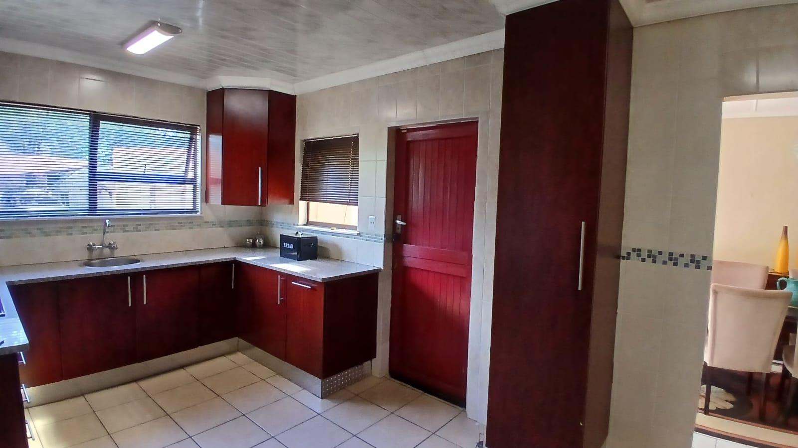 4 Bedroom Property for Sale in Pellissier Free State